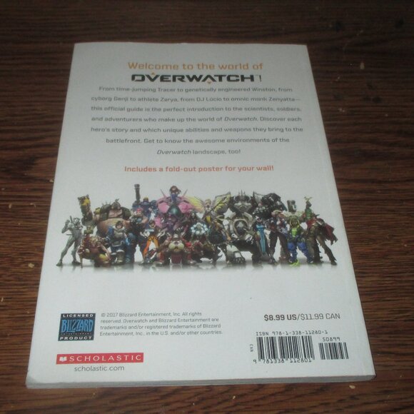 Overwatch World Guide (Scholastic) no fold out poster - Picture 2 of 3